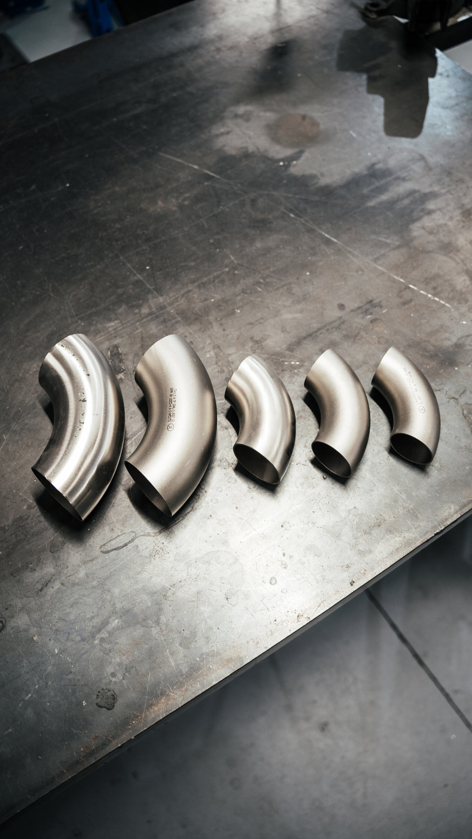 Codo de Acero Inoxidable 304L 90° para Escape